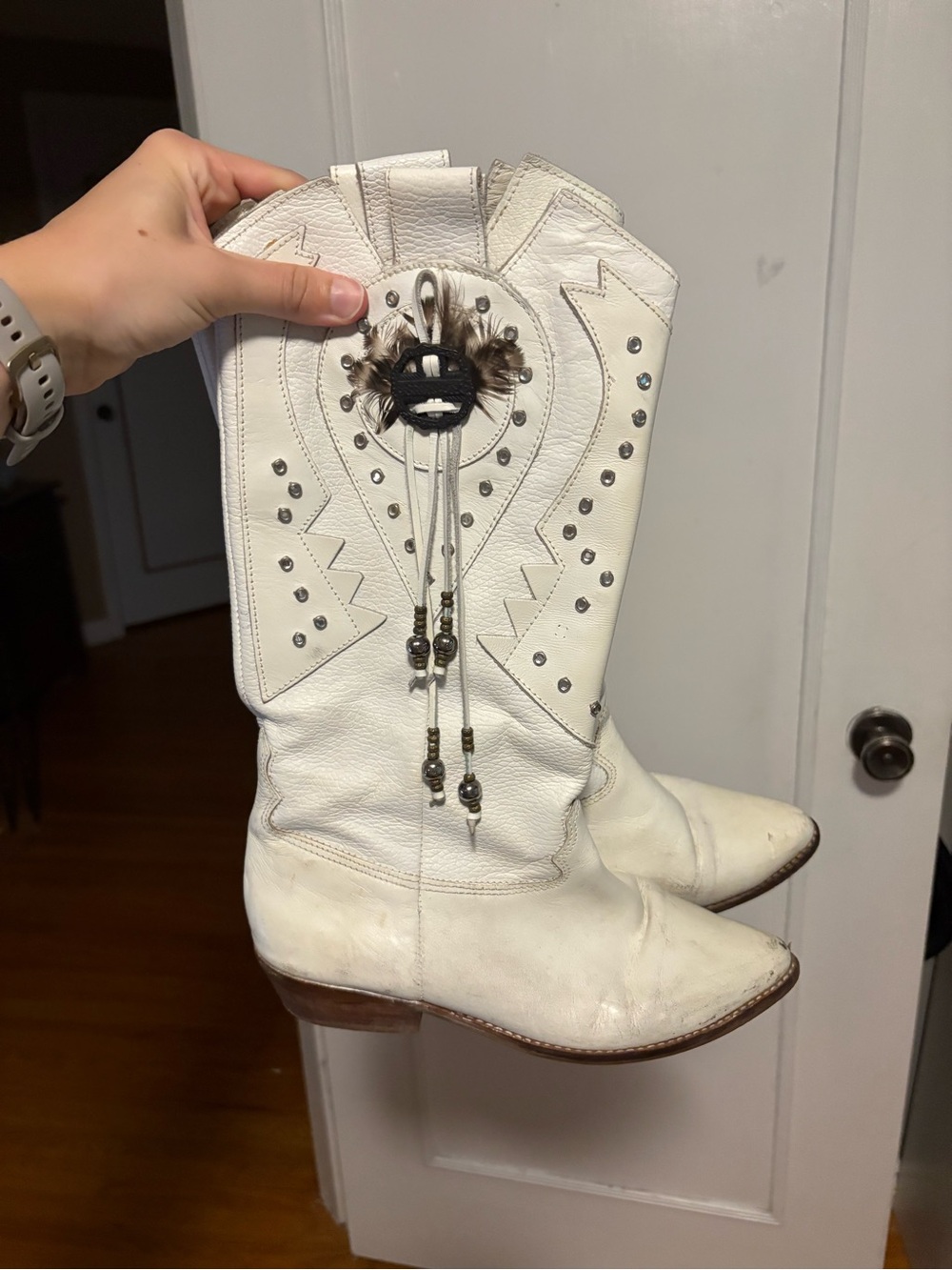 White Leather Western Cowboy Boots with Beaded Tassel